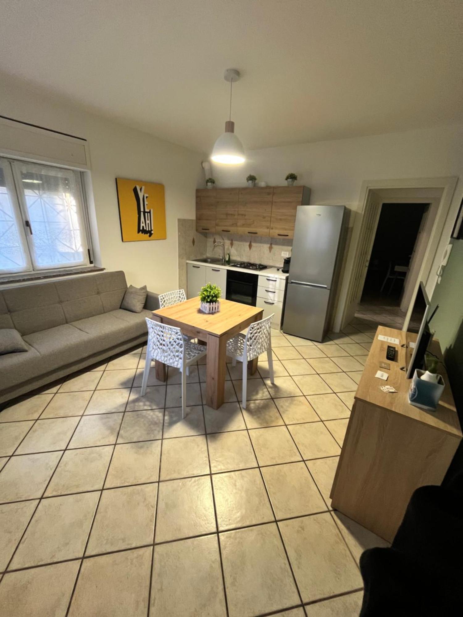 Appartamento In Villa Nico'S Home Gallarate Buitenkant foto